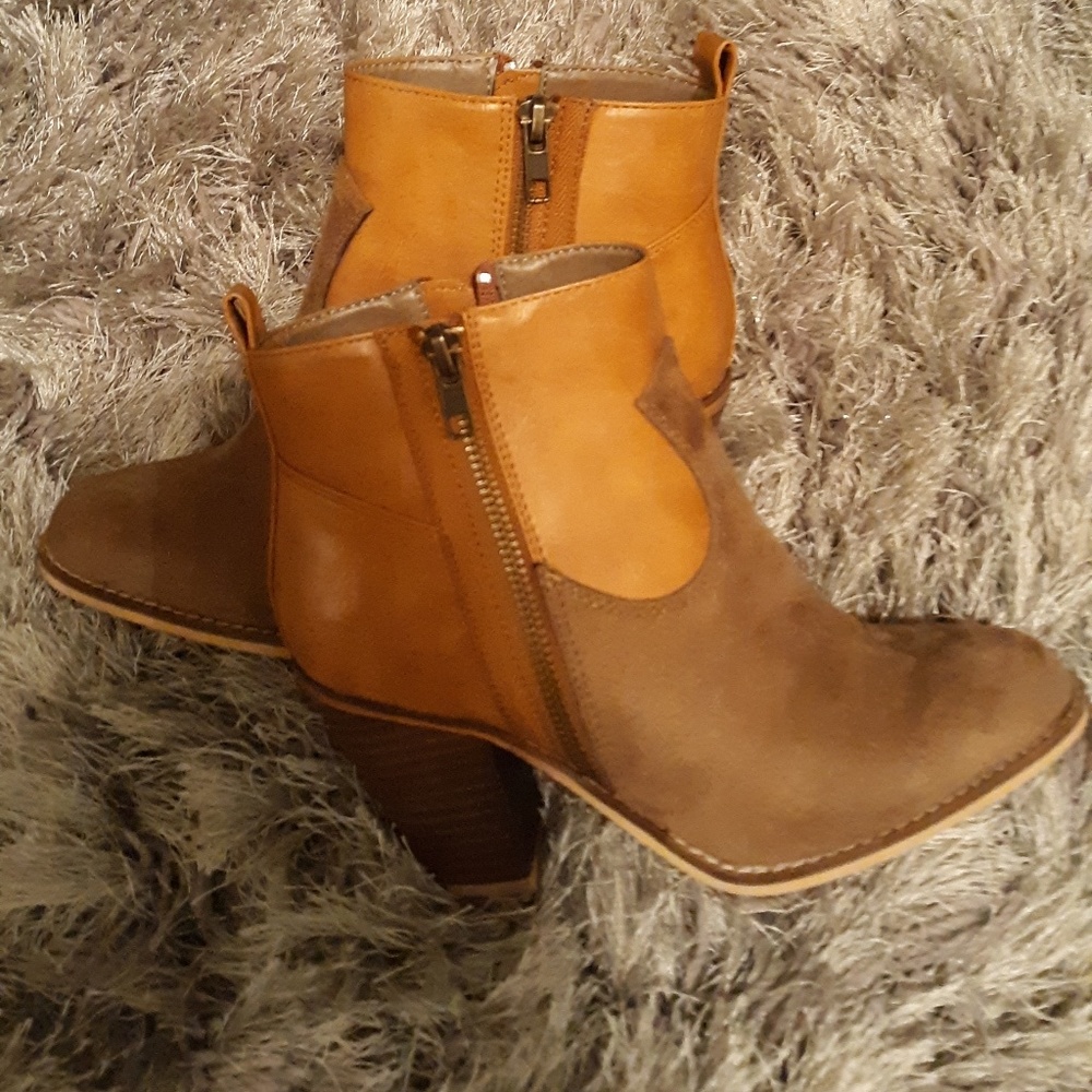 Women Ankle boots
